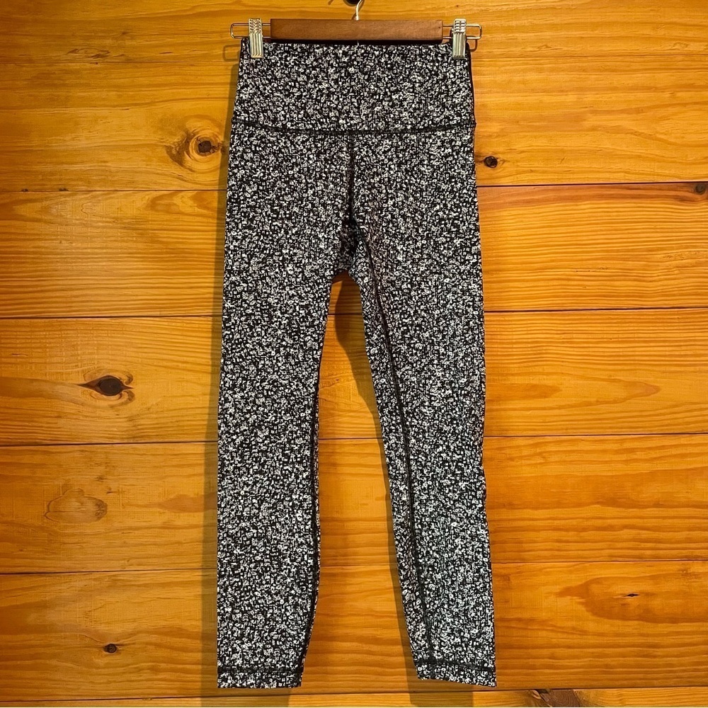 Lululemon Wunder Under High Rise 7/8 Leggings Daisy White Black 6 W5AOXS NWOT